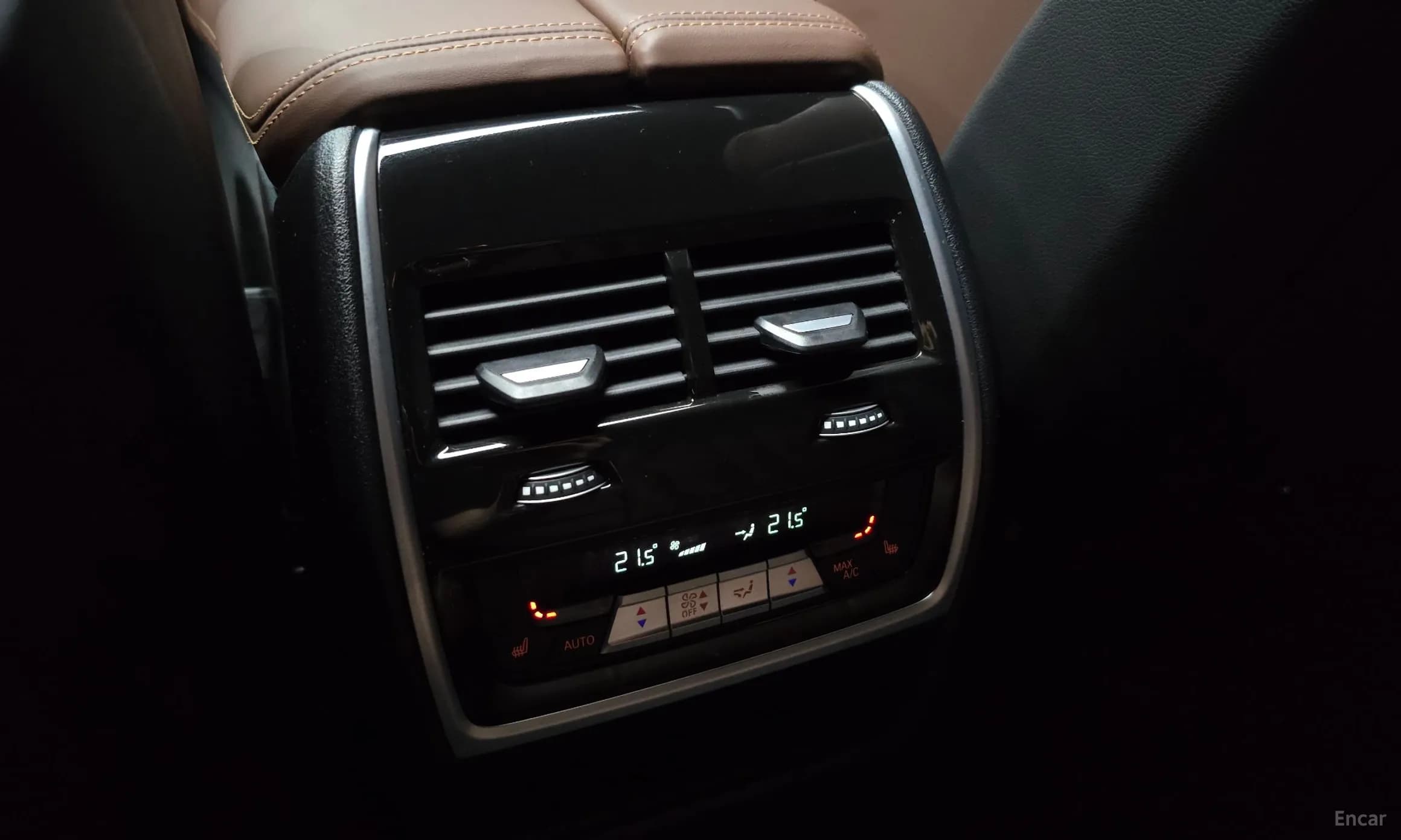 X6 (G06)