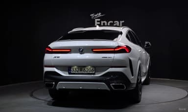 X6 (G06)