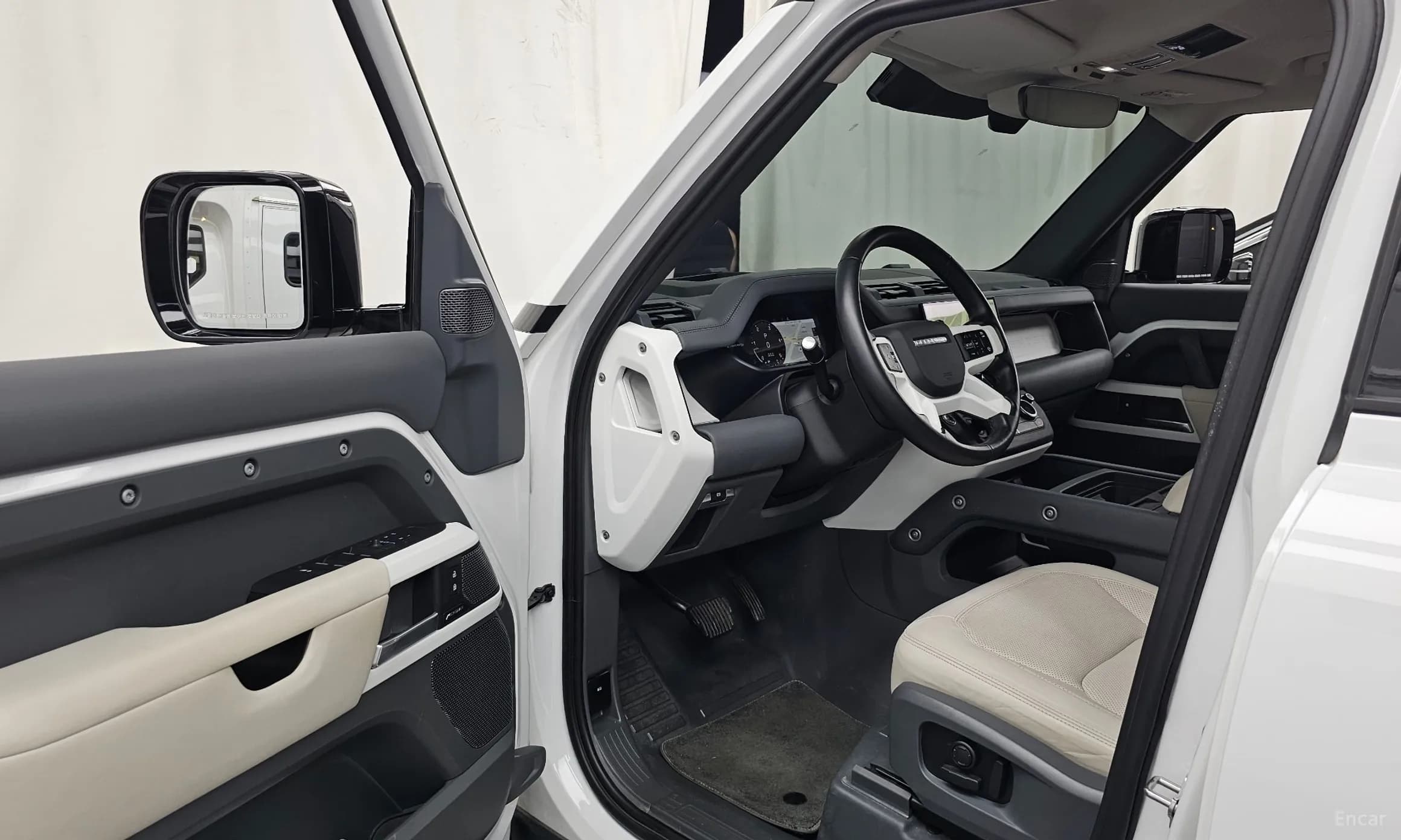 Defender (L663)