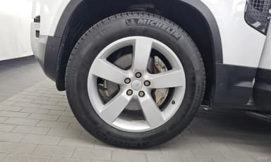Defender (L663)
