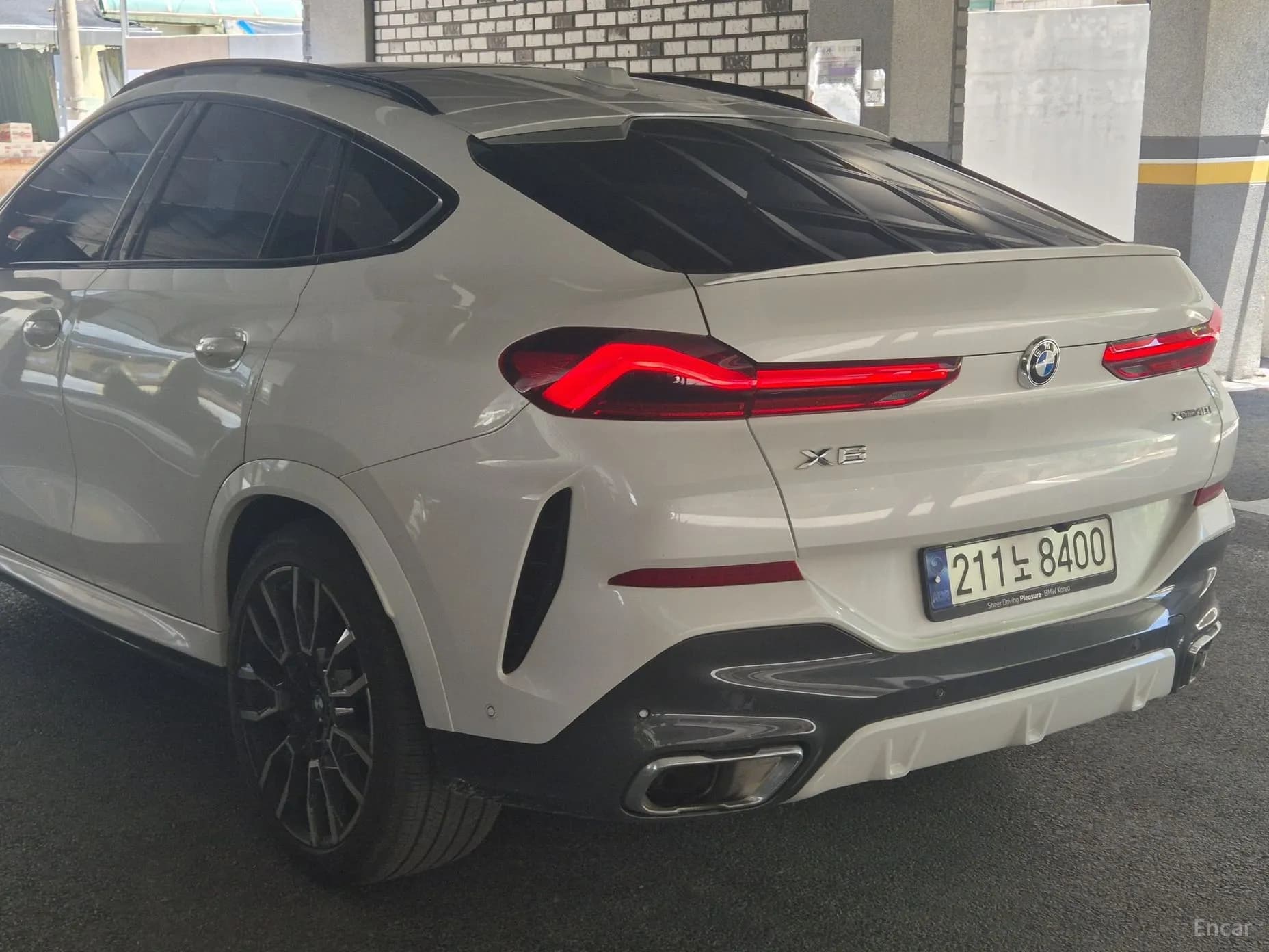 X6 (G06)