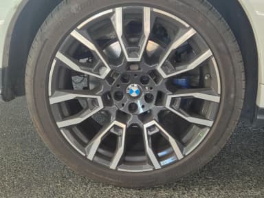 X6 (G06)