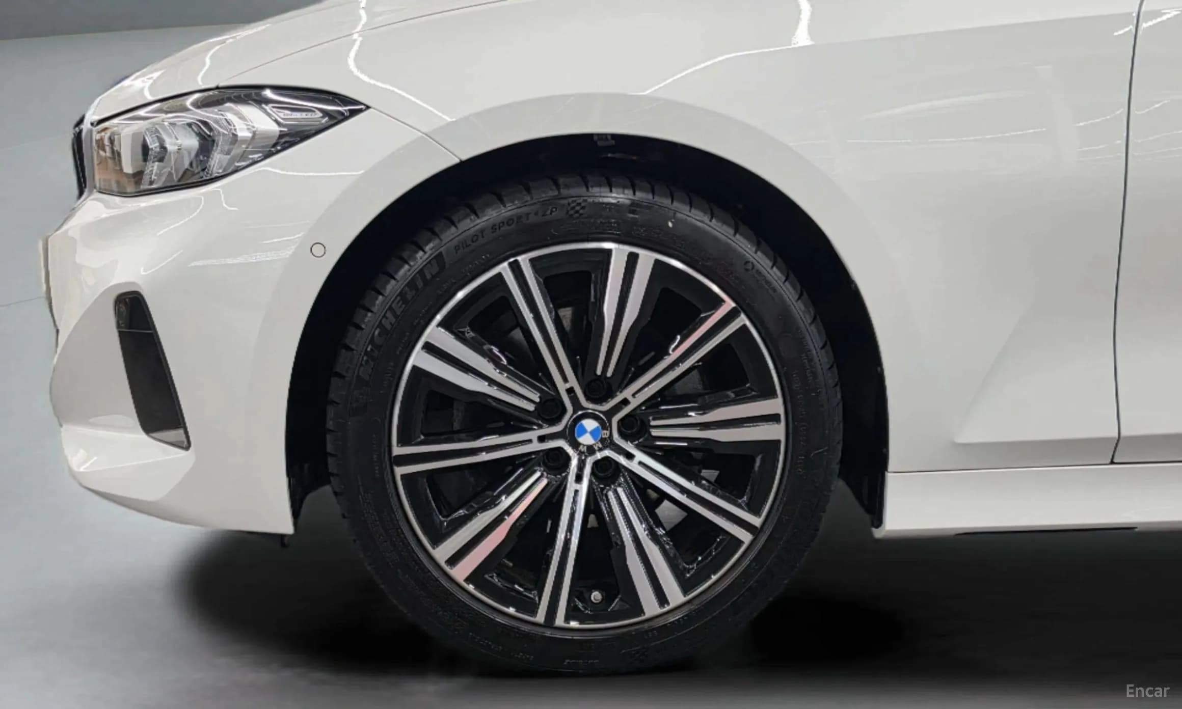 3 Series (G20)