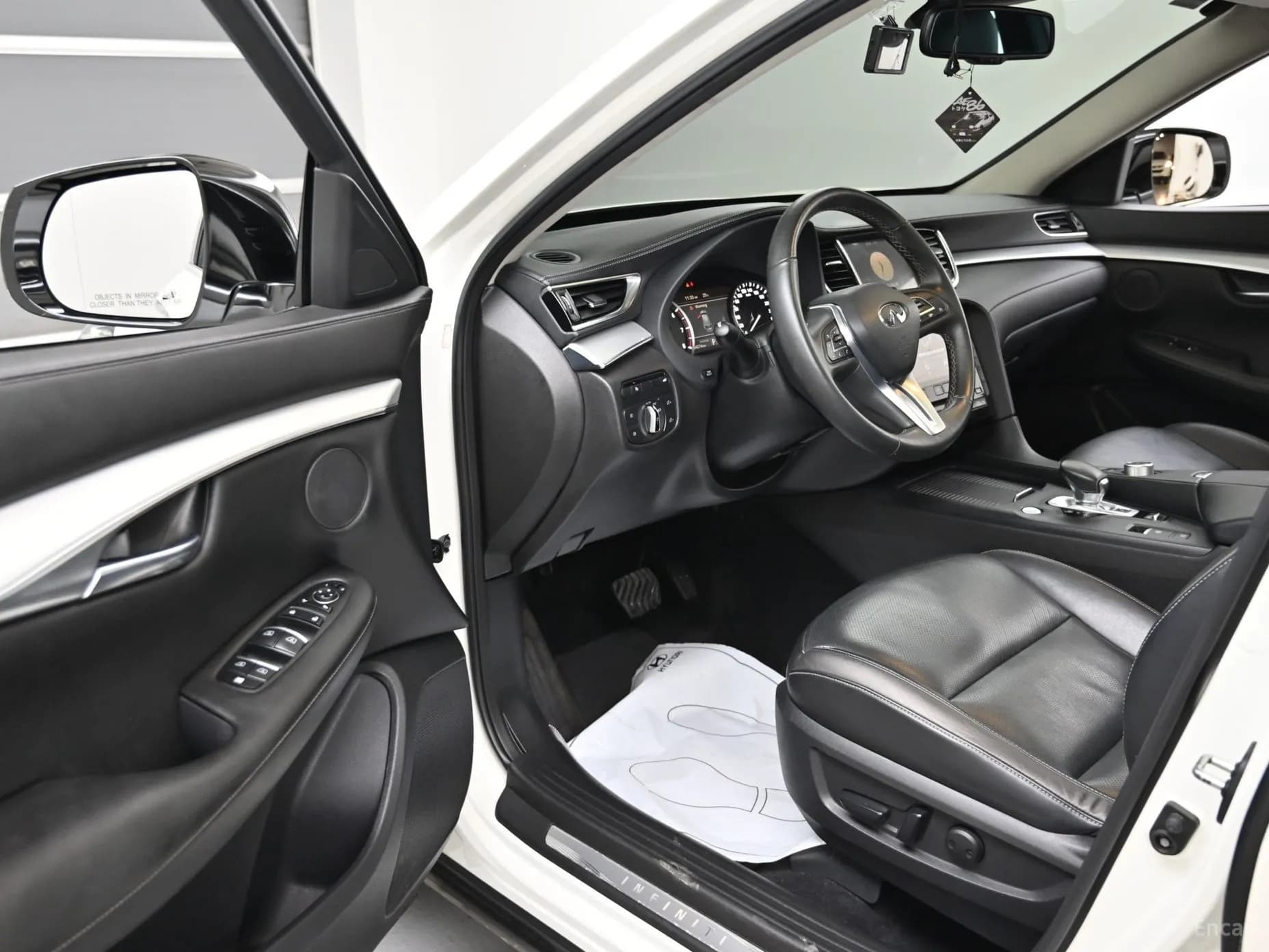 QX50 (P71A)