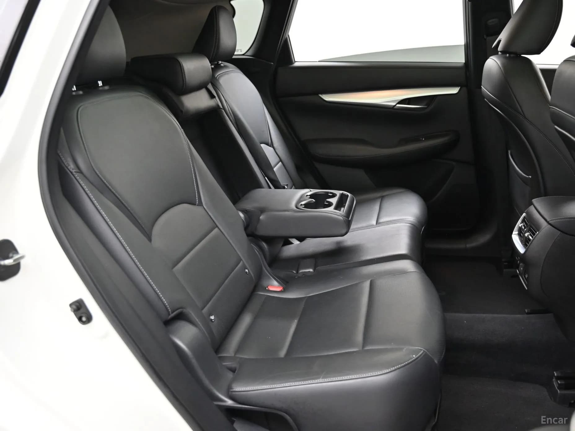QX50 (P71A)