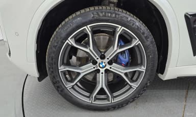 X5 (G05)