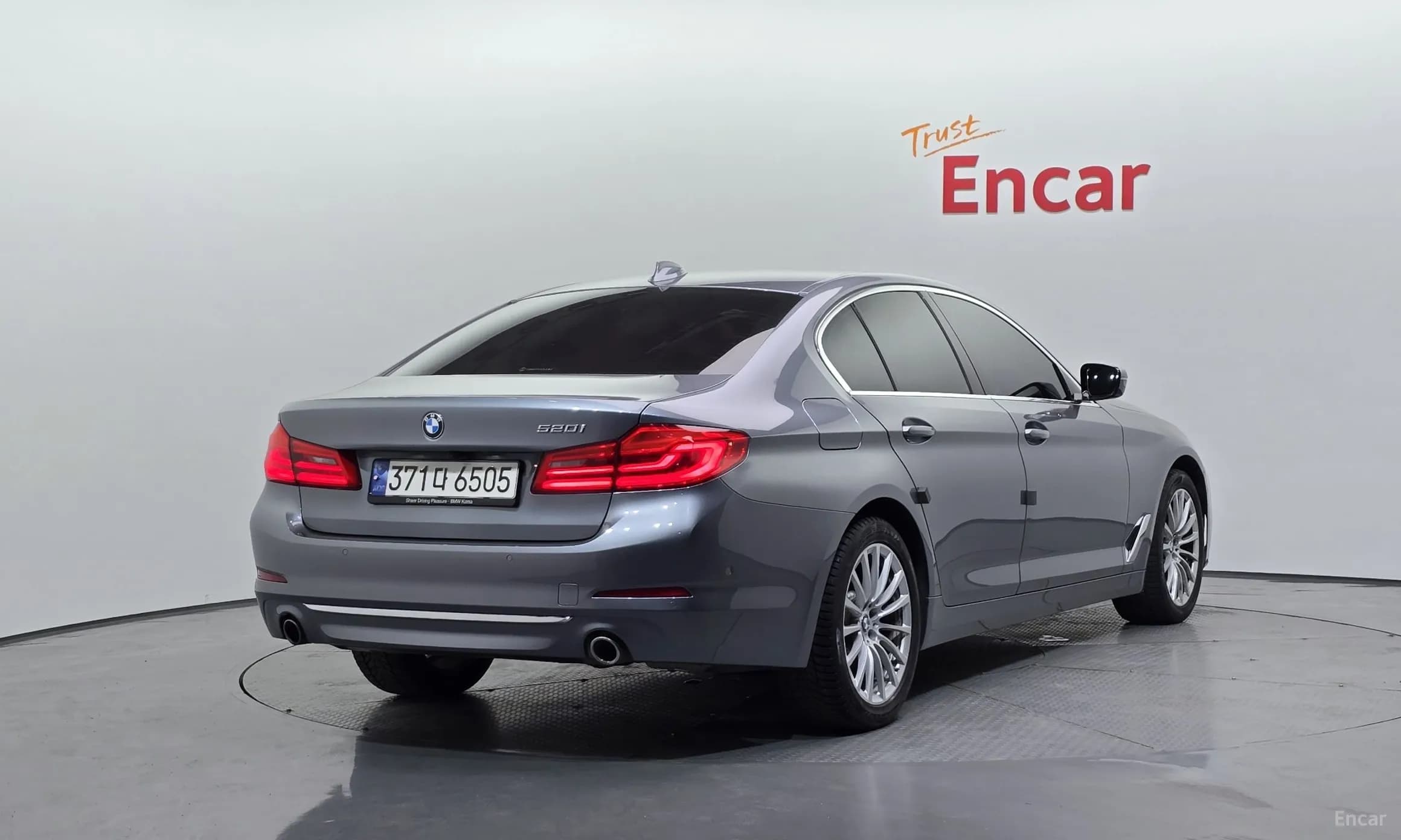5 Series (G30)