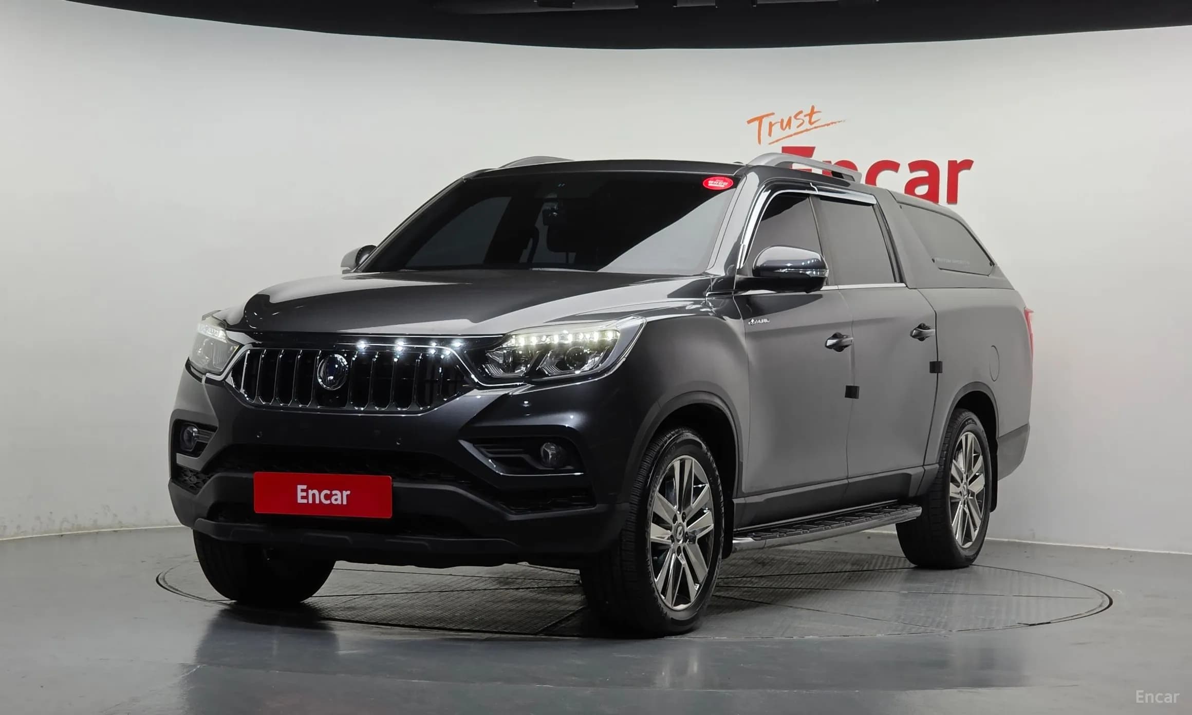 Rexton Sports Khan