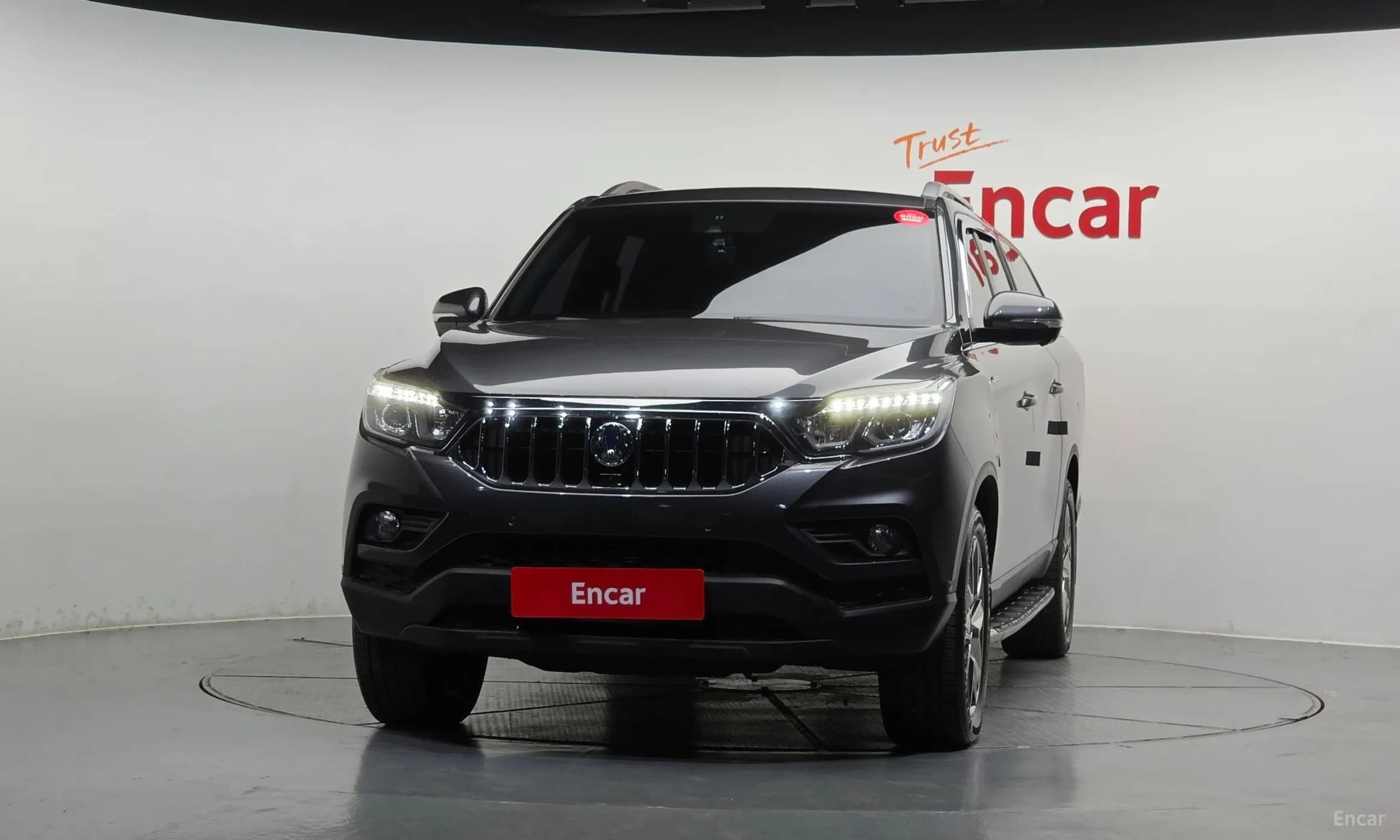 Rexton Sports Khan