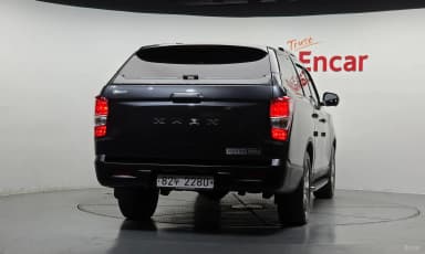 Rexton Sports Khan