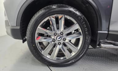 Rexton Sports Khan