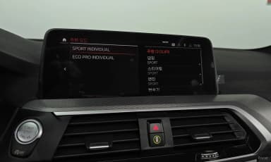 X3 (G01)