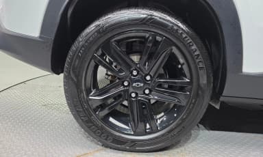 Trax Crossover