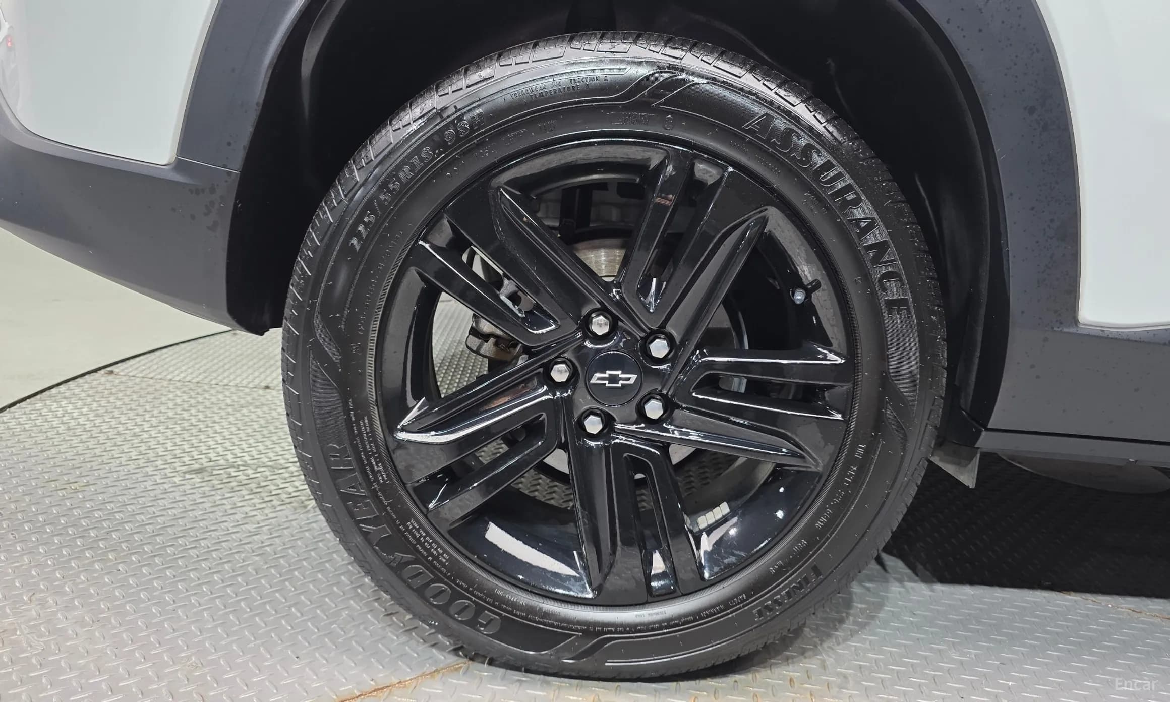 Trax Crossover