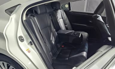 ES300h 7th Generation