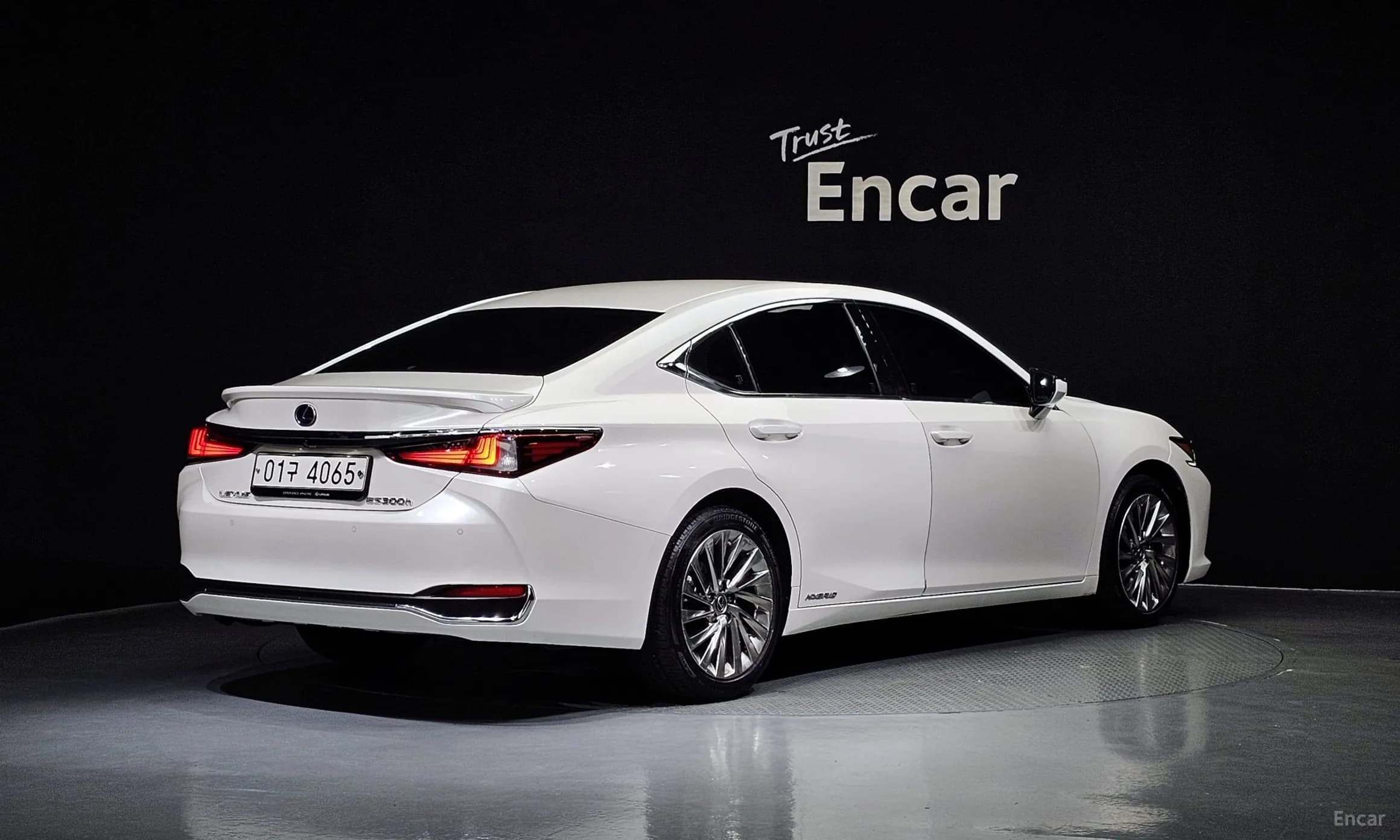 ES300h 7th Generation