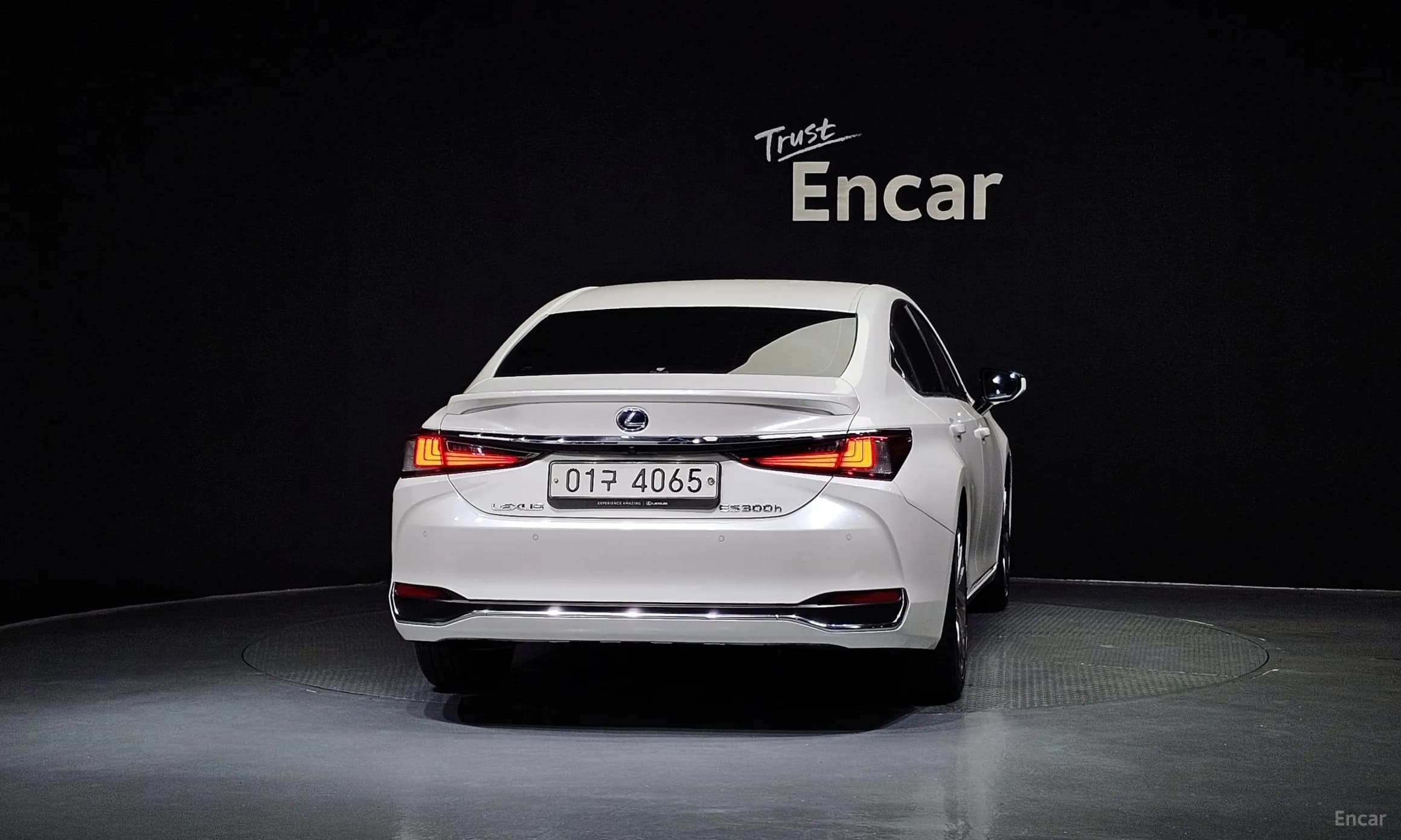 ES300h 7th Generation
