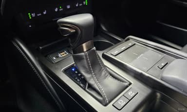 ES300h 7th Generation