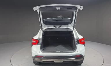 Trax Crossover