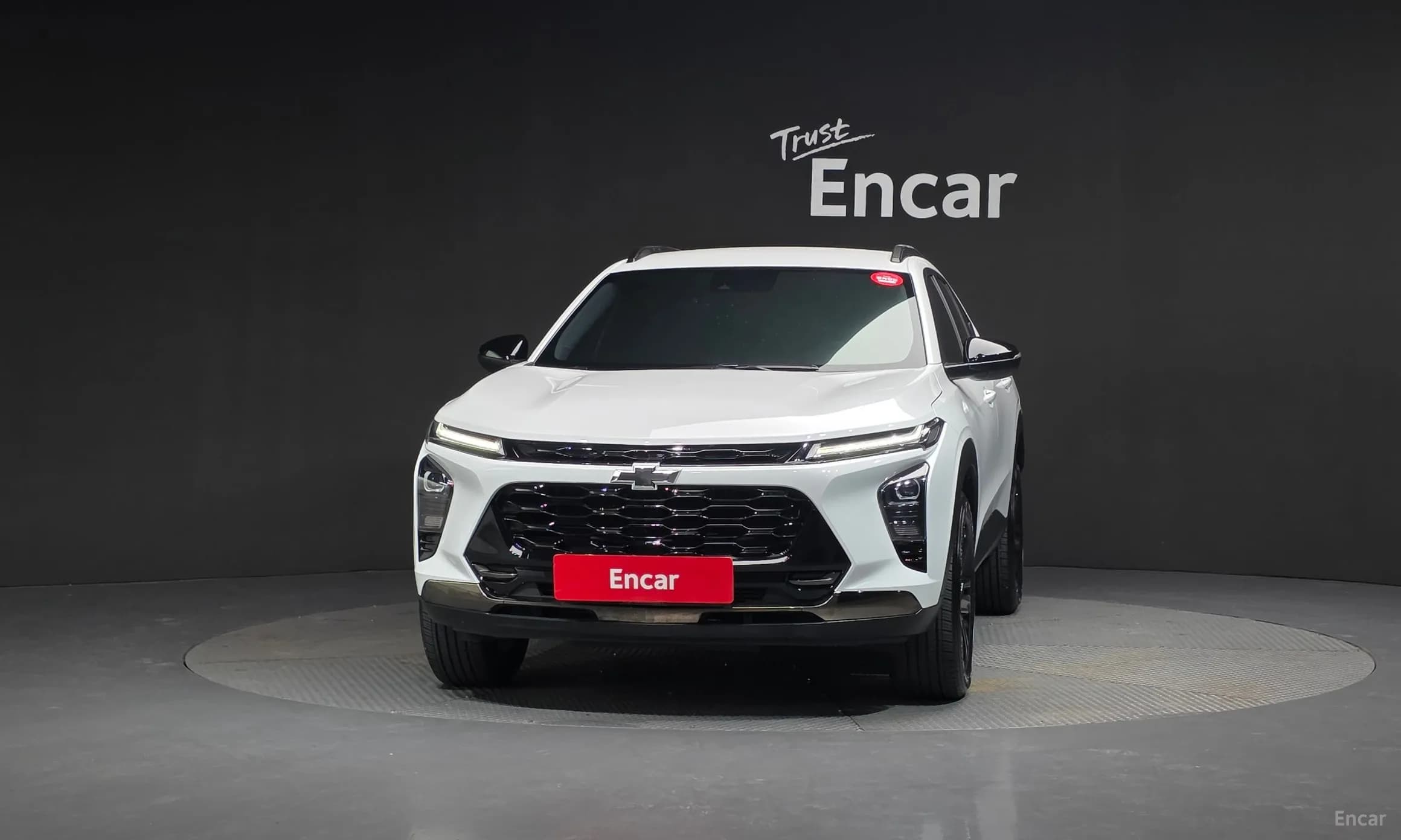 Trax Crossover