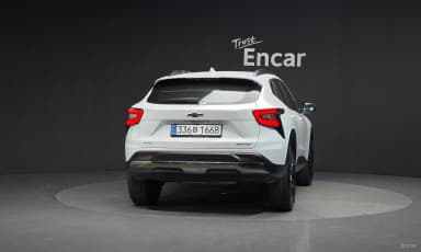 Trax Crossover