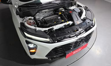 Trax Crossover