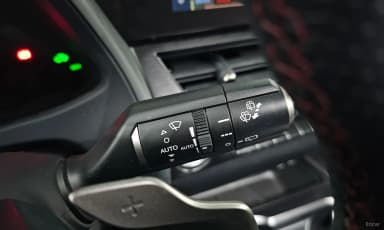 UX250h