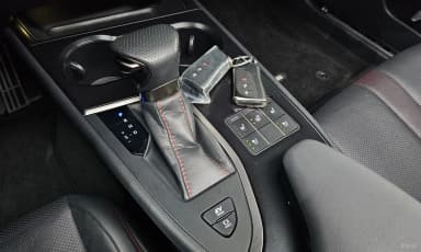 UX250h