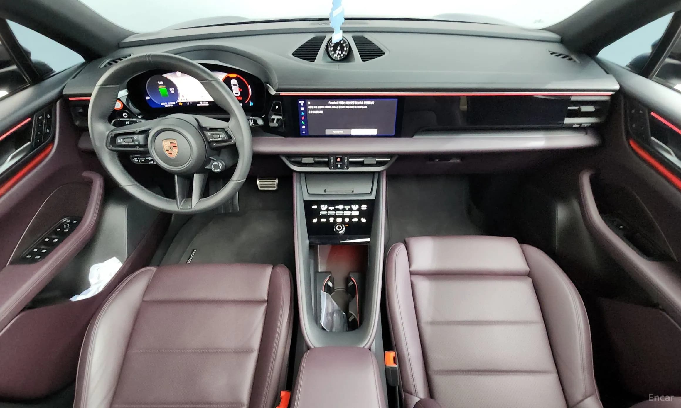 Macan EV