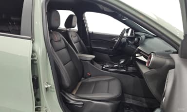 Trax Crossover