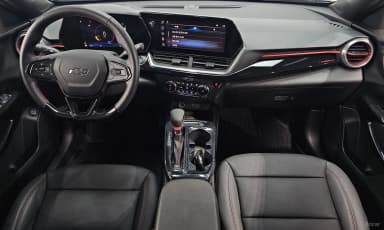 Trax Crossover