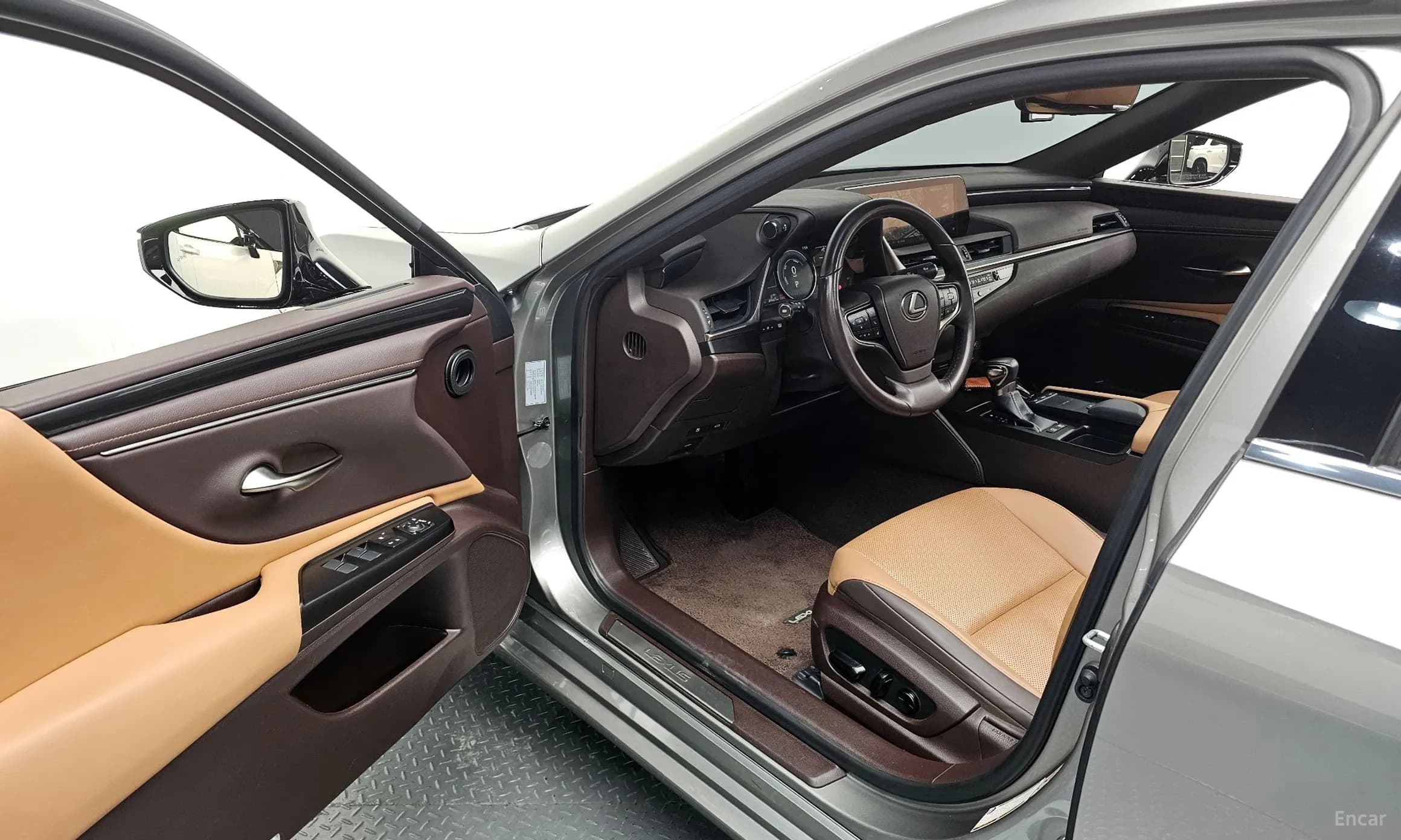 ES300h 7th Generation