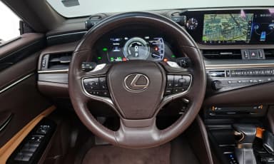 ES300h 7th Generation