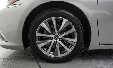 ES300h 7th Generation