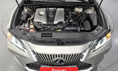 ES300h 7th Generation