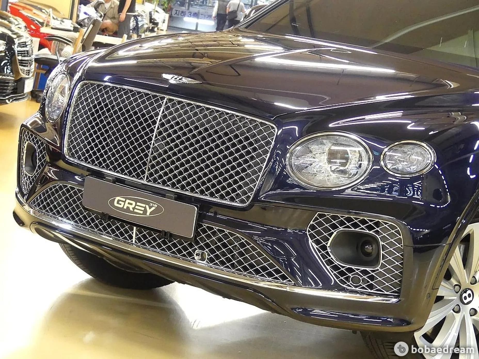Bentayga