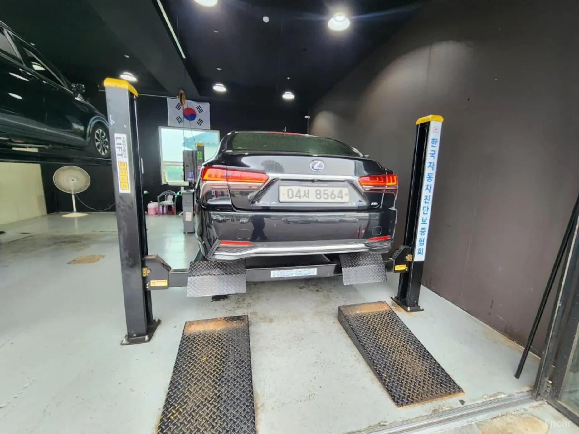 LS500h Gen 5