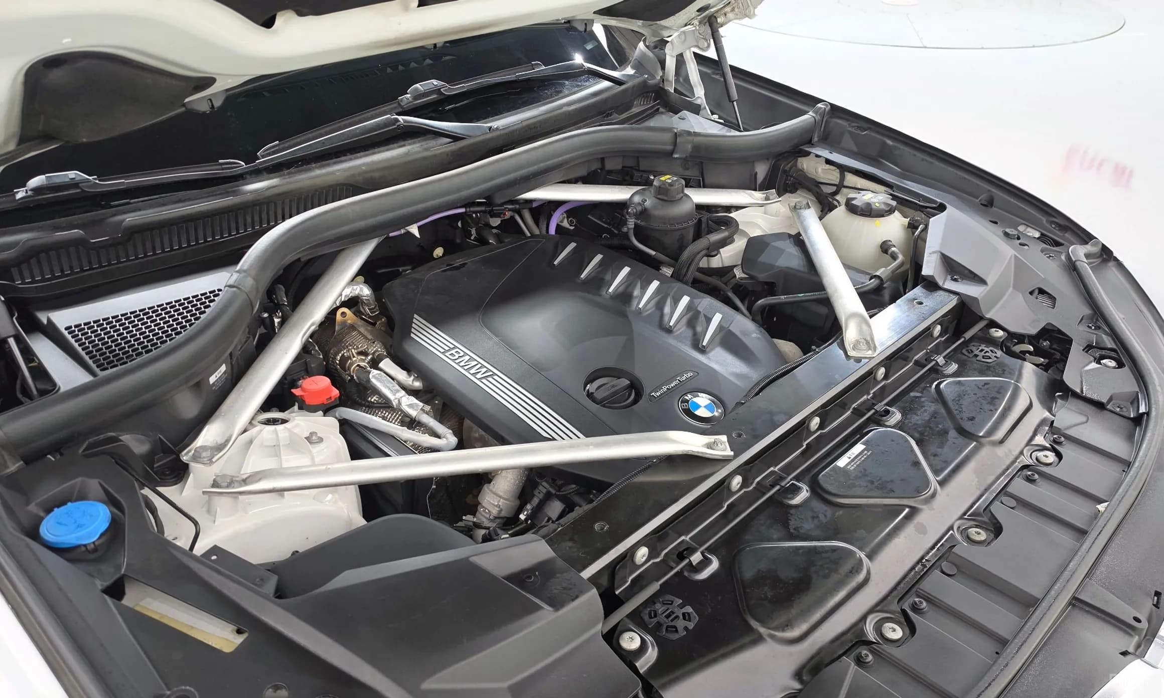 X5 (G05)