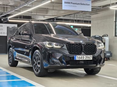 X4 (G02)