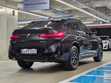 X4 (G02)