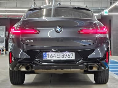 X4 (G02)
