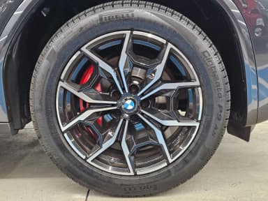 X4 (G02)