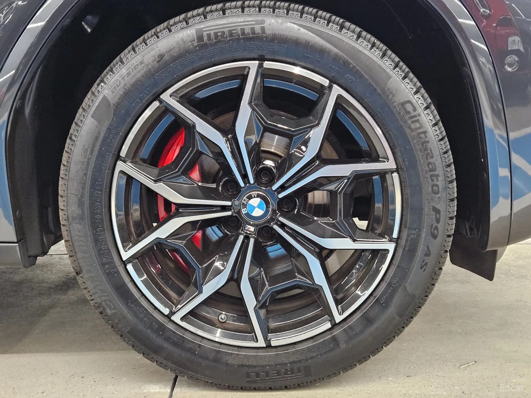 X4 (G02)