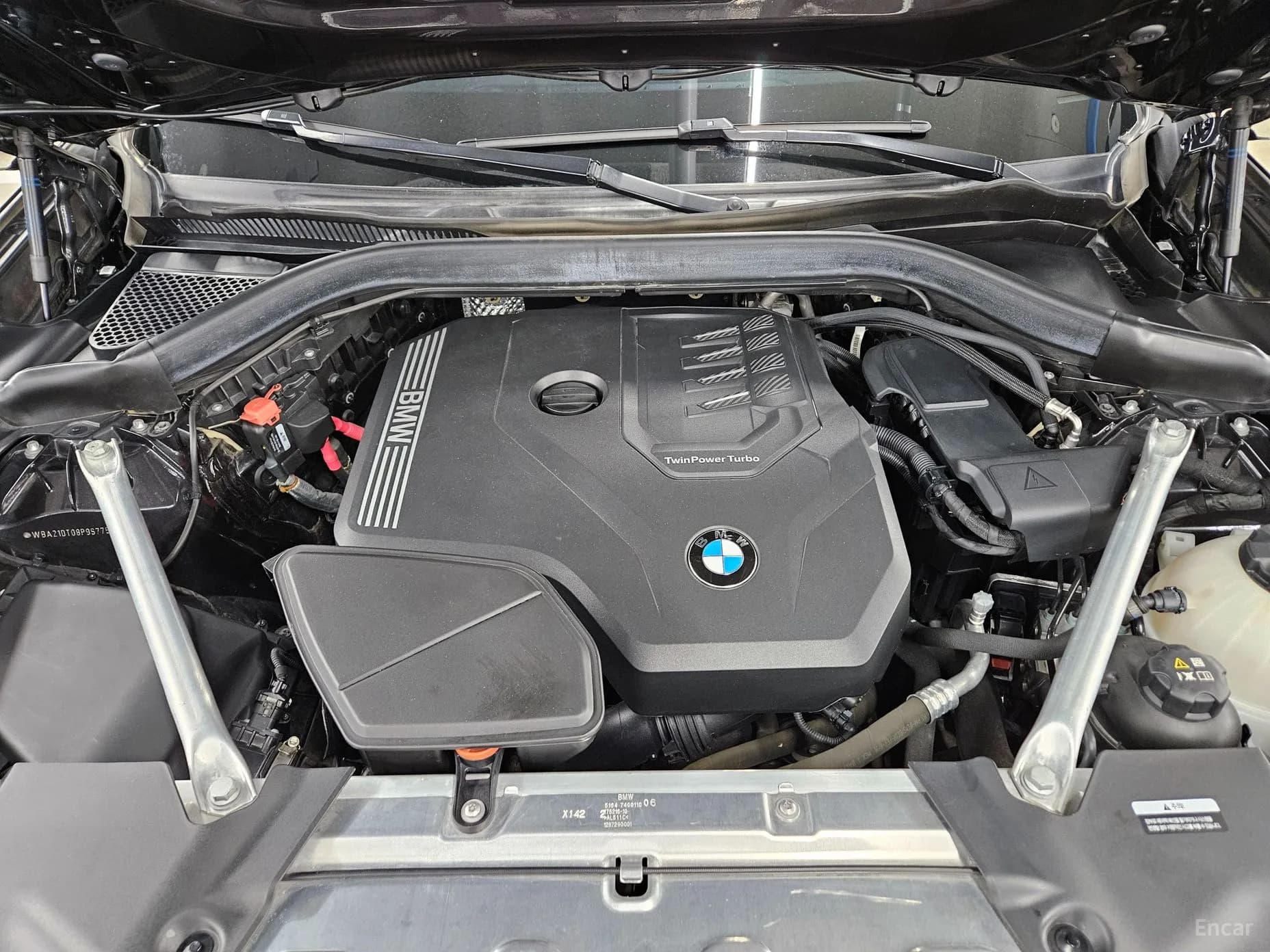 X4 (G02)