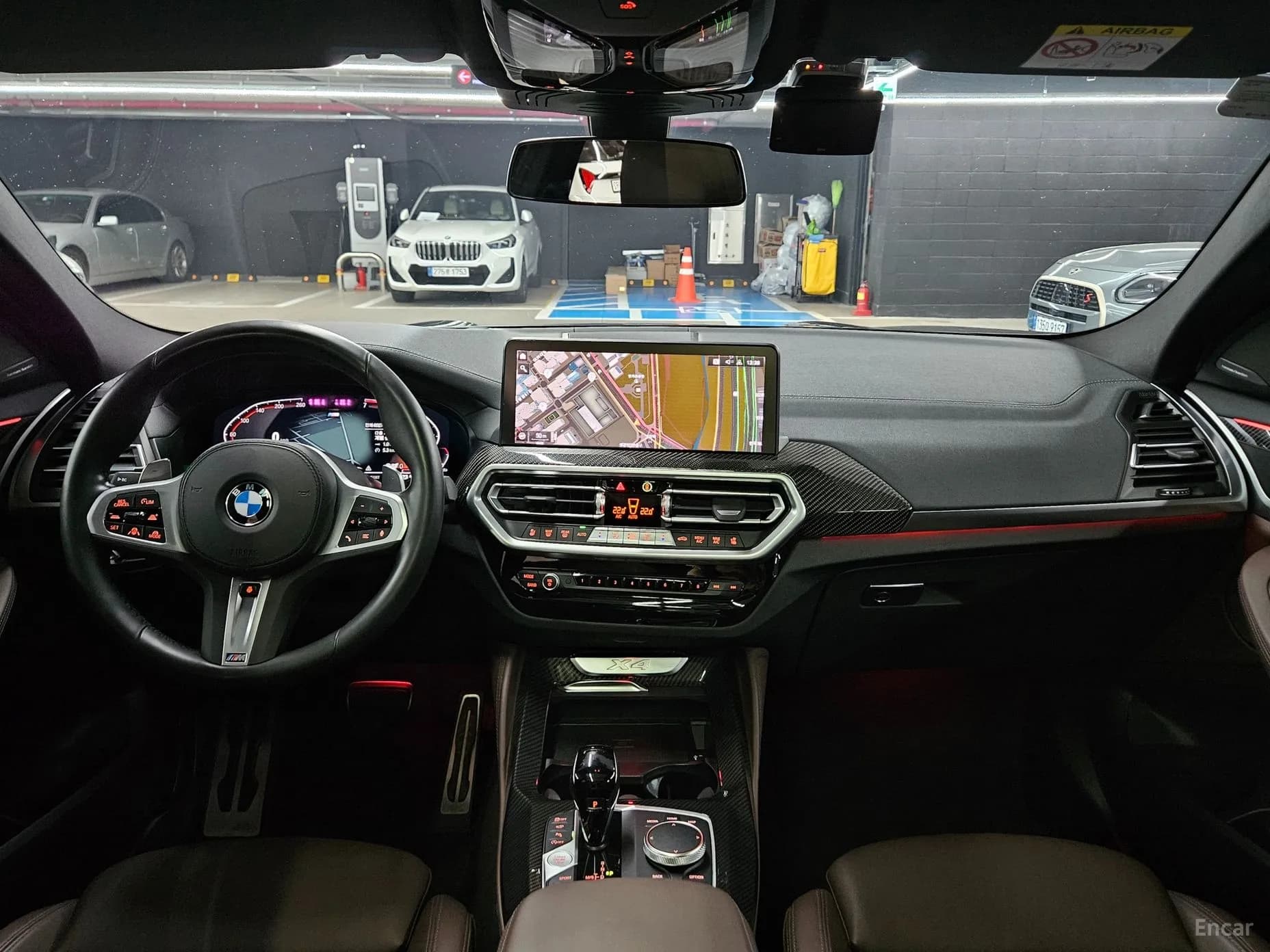 X4 (G02)