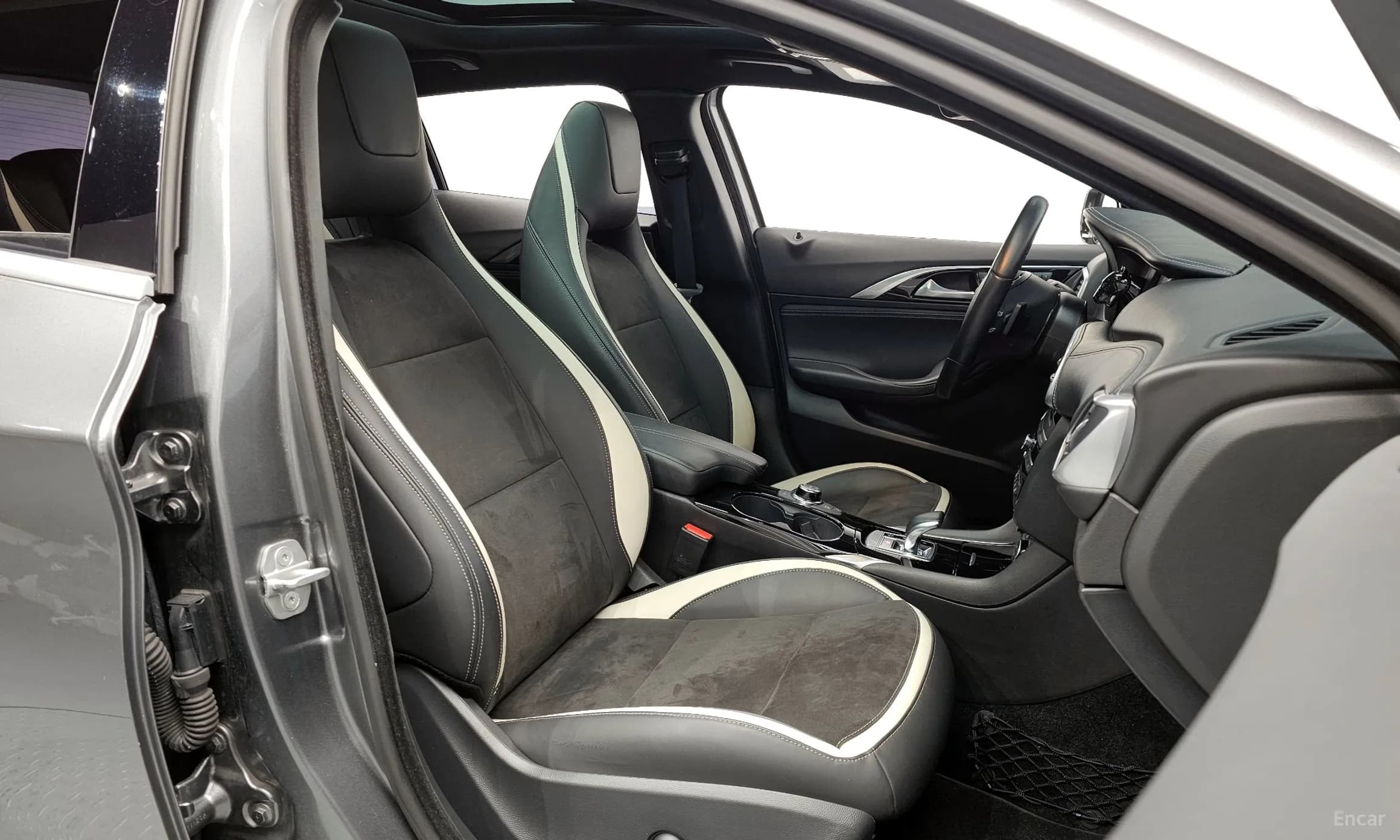 Q30