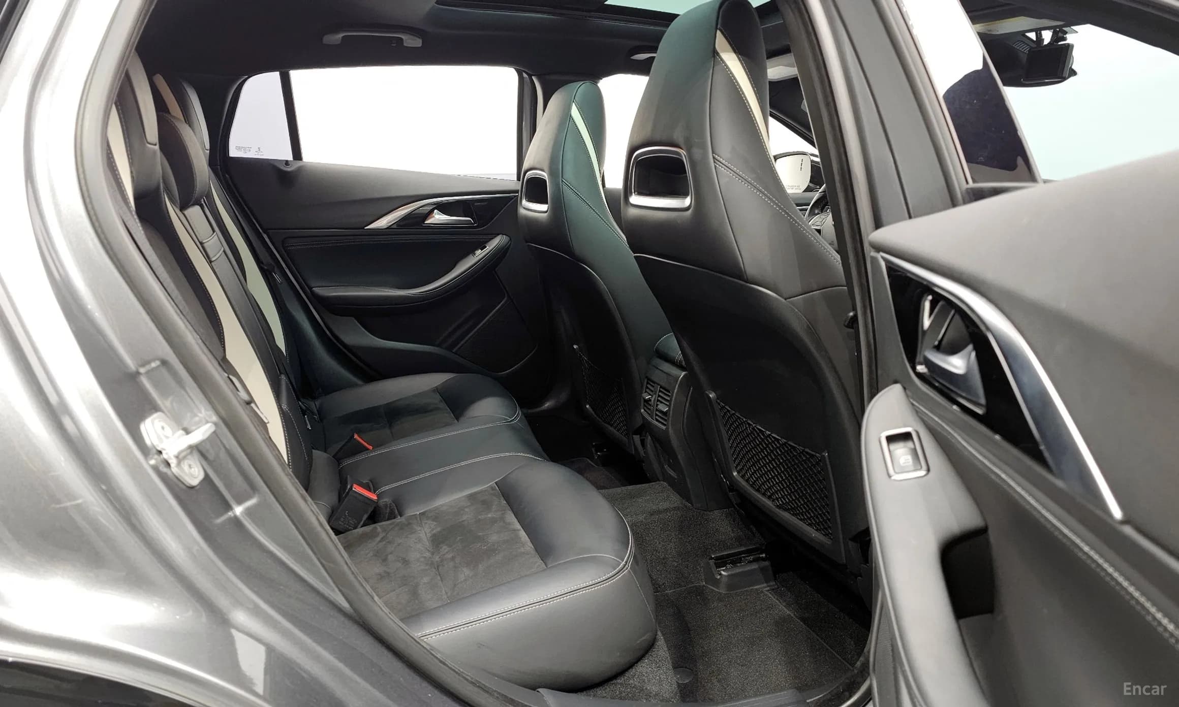 Q30