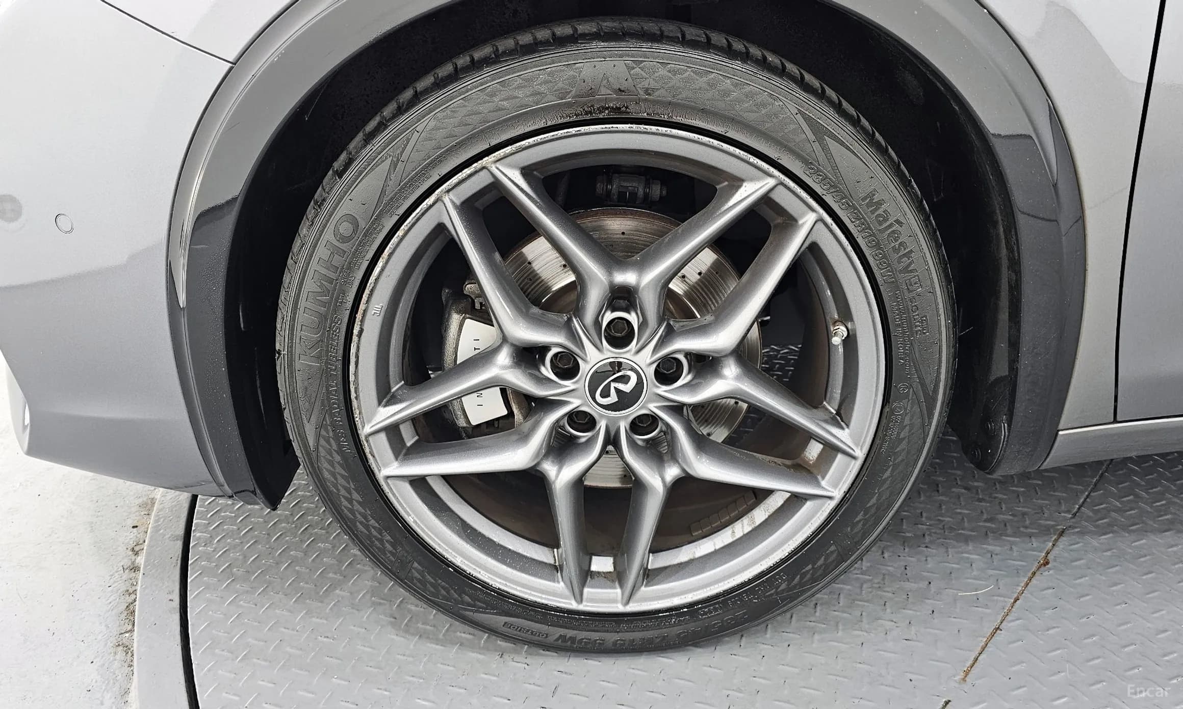 Q30
