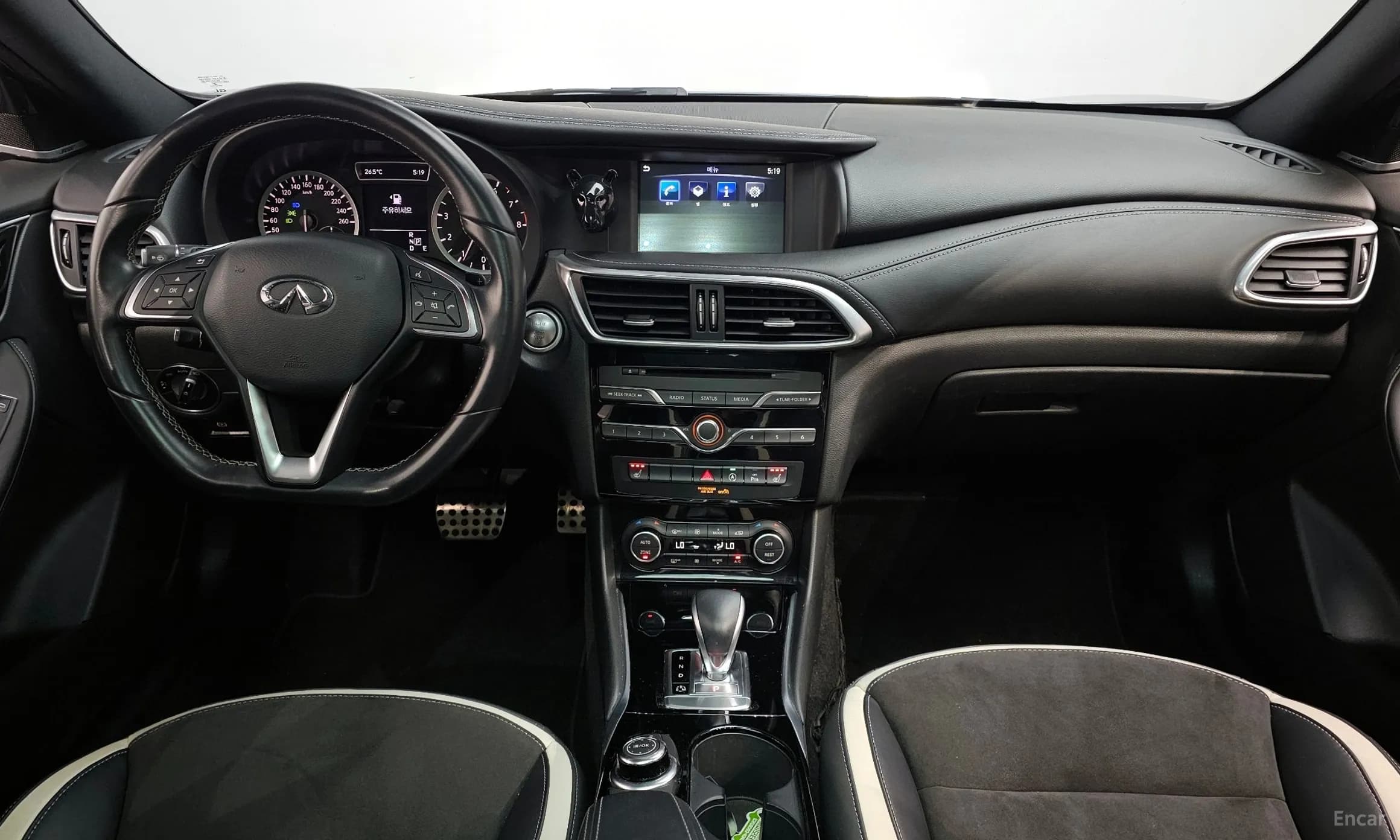 Q30