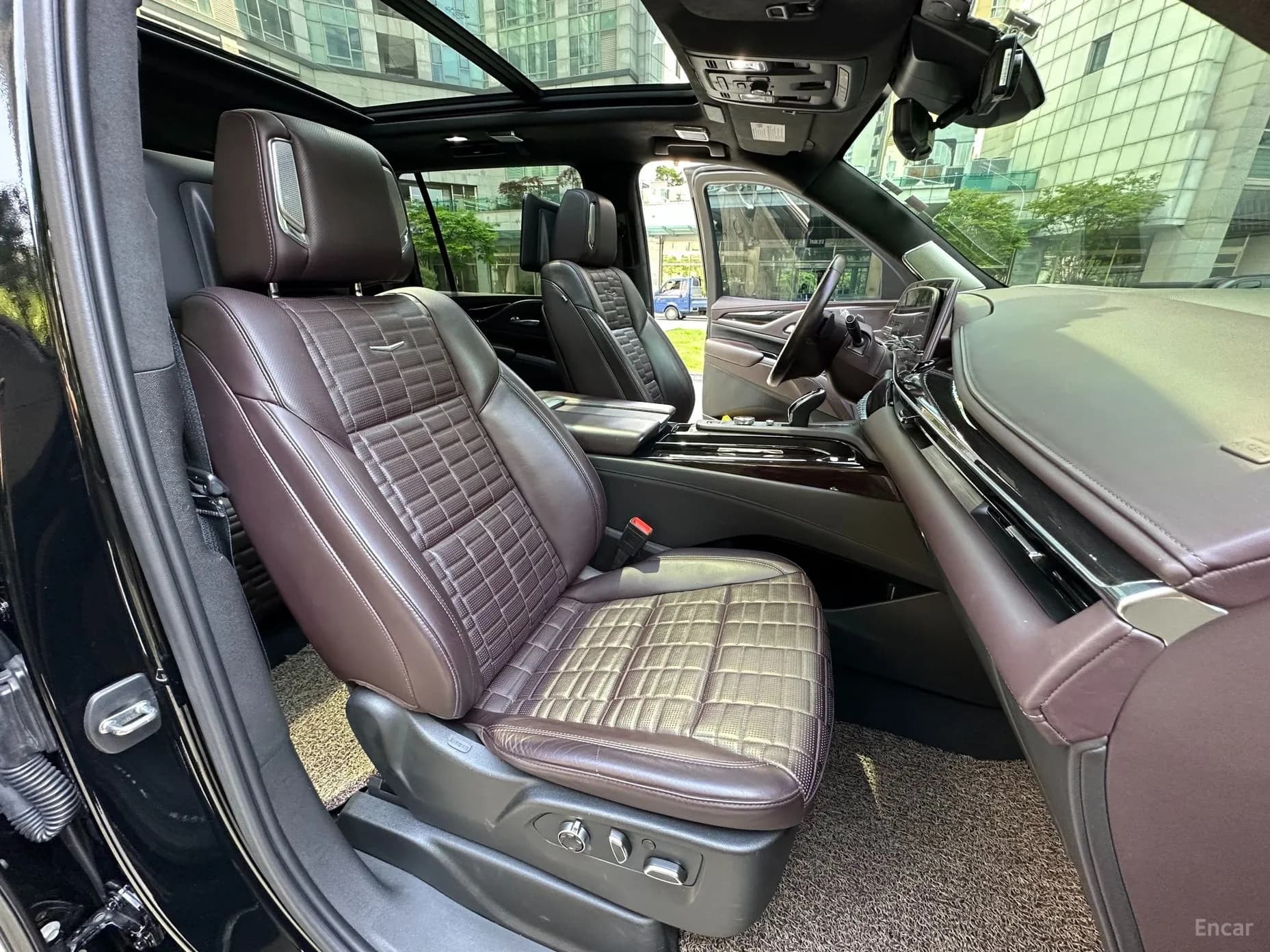 Escalade 5th Generation